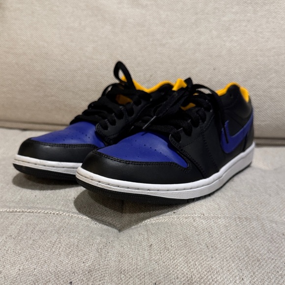 Jordan Black and Blue Sneakers with Yellow Highlights - Picture 1 of 3